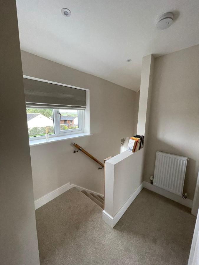 Newly Renovated 3 Bed Property - Countryside Views Dunstall エクステリア 写真