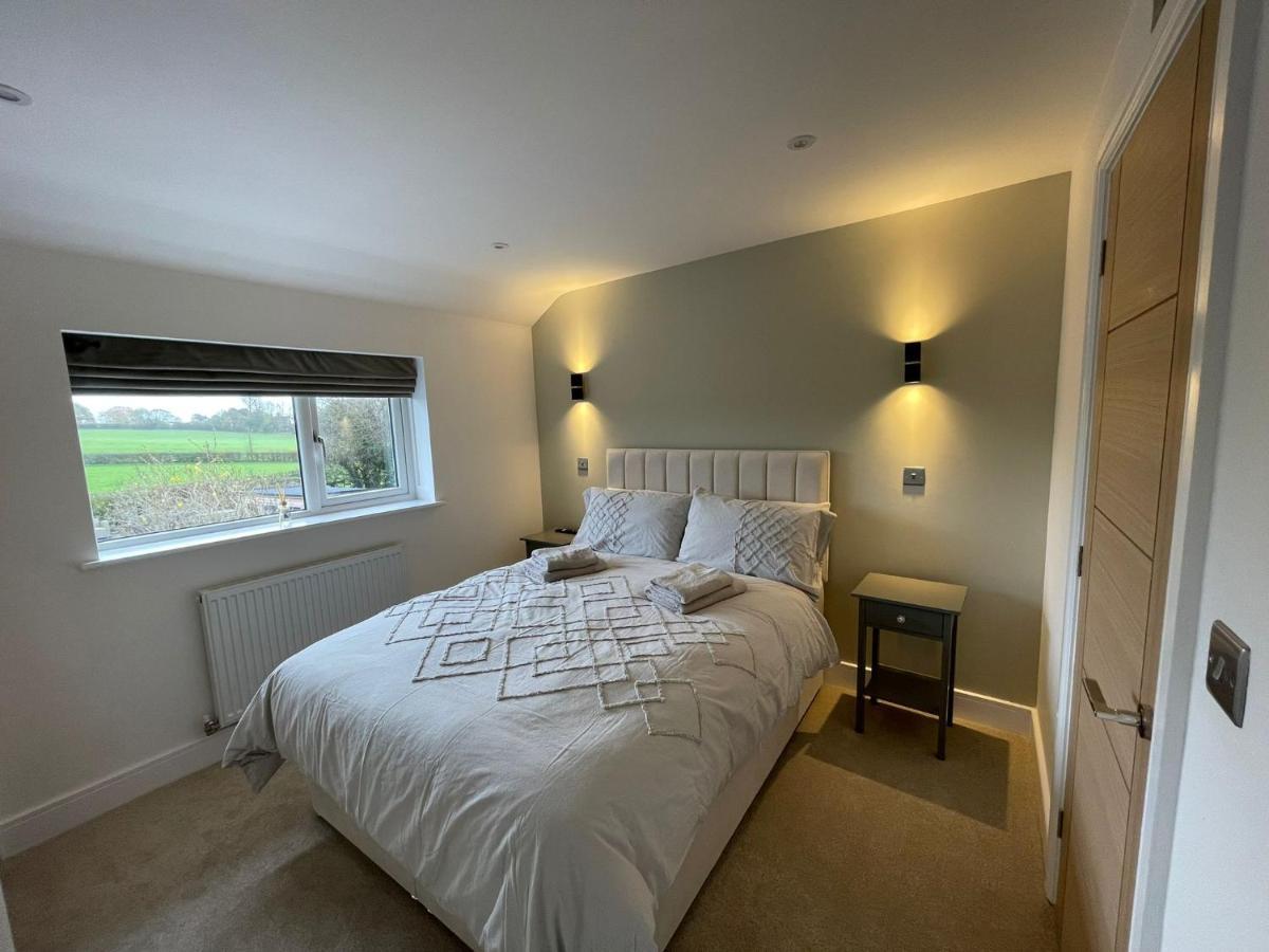 Newly Renovated 3 Bed Property - Countryside Views Dunstall エクステリア 写真